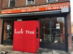Store front of Luck Thai